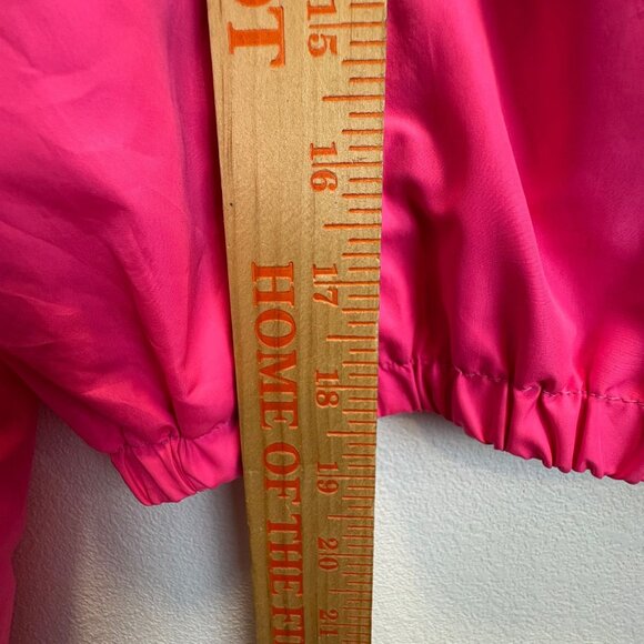 Rue21 Pink "Sassy" Windbreaker Jacket M Cropped Barbiecore Retro Hoodie Zip Pock - Picture 5 of 6